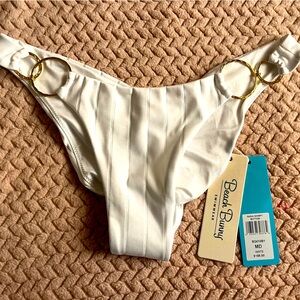 Beach bunny bikini 👙